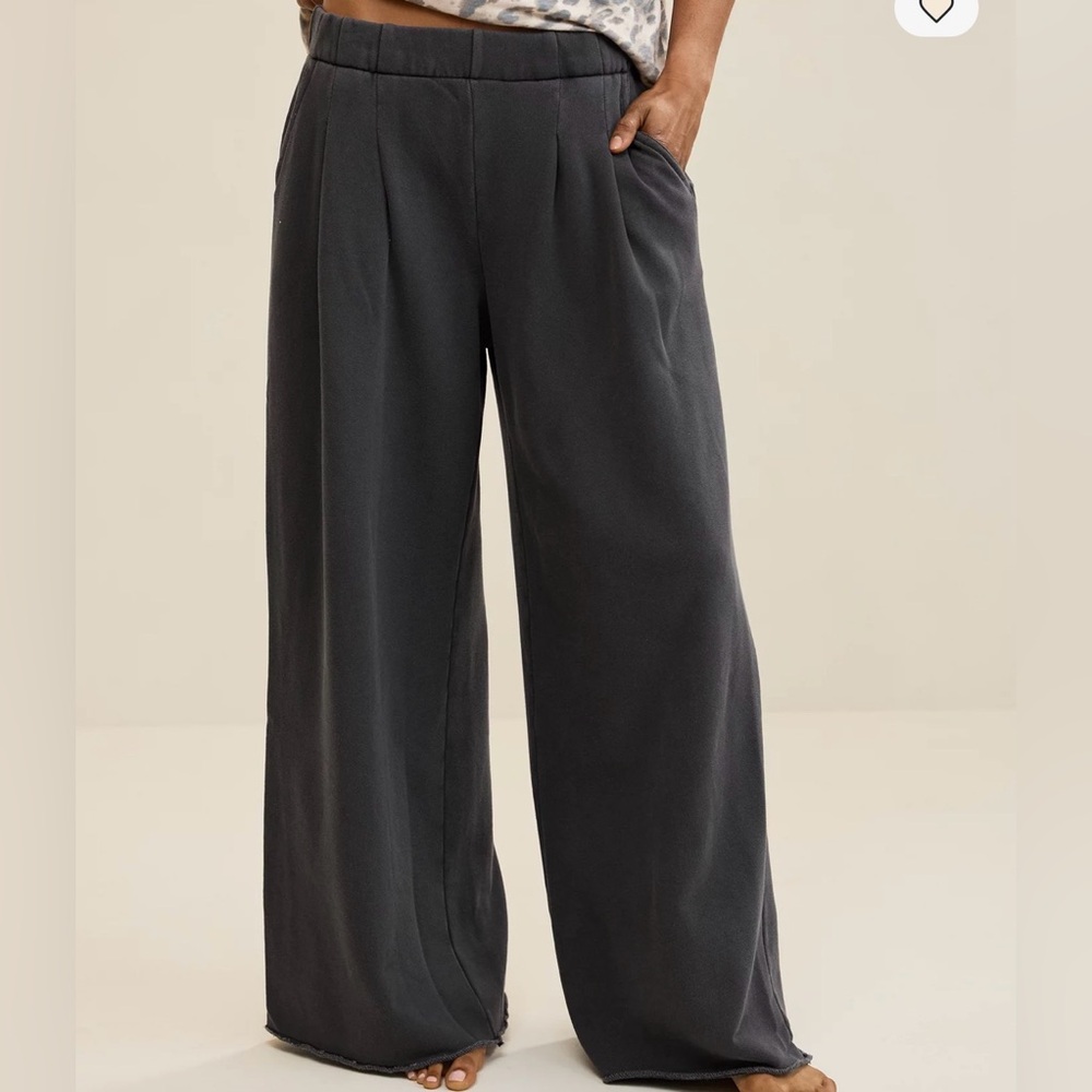 Aerie Black Wide-Leg Trousers